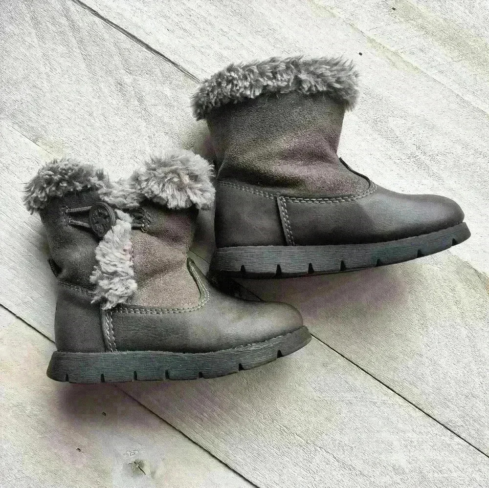 Girls Oshkosh B'gosh Gray Faux Fur Lined Winter Boots Size 6 - Picture 7 of 7